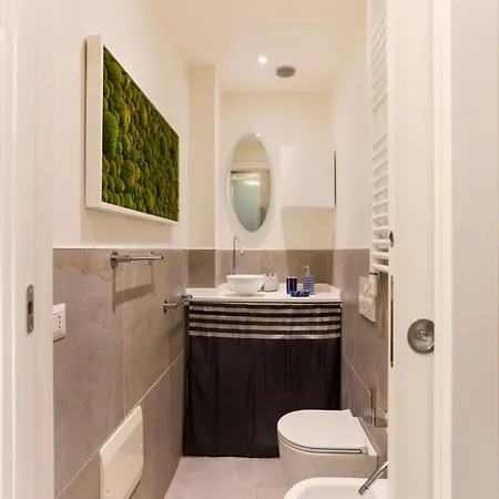 The Rent - One-bedroom Near Crocetta Apartment